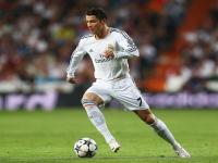 英超首回合对决在即！达拉斯独行侠演练定位球，热刺密集防守应对